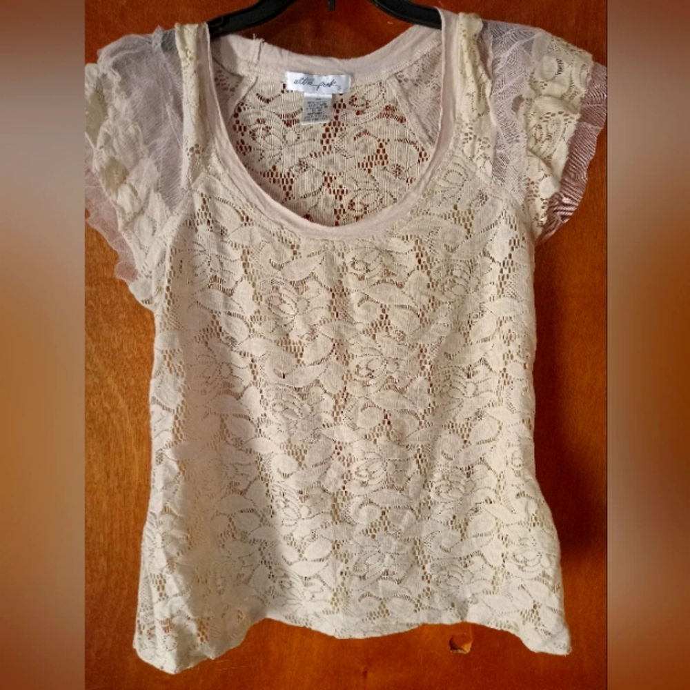 Ultra pink woman's top